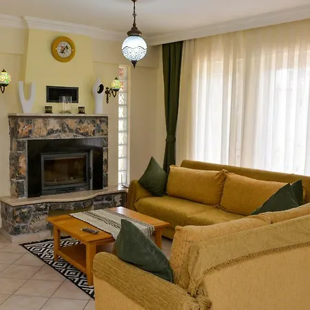 Villa Kilic- 5 Bedroom In Hisaronu *