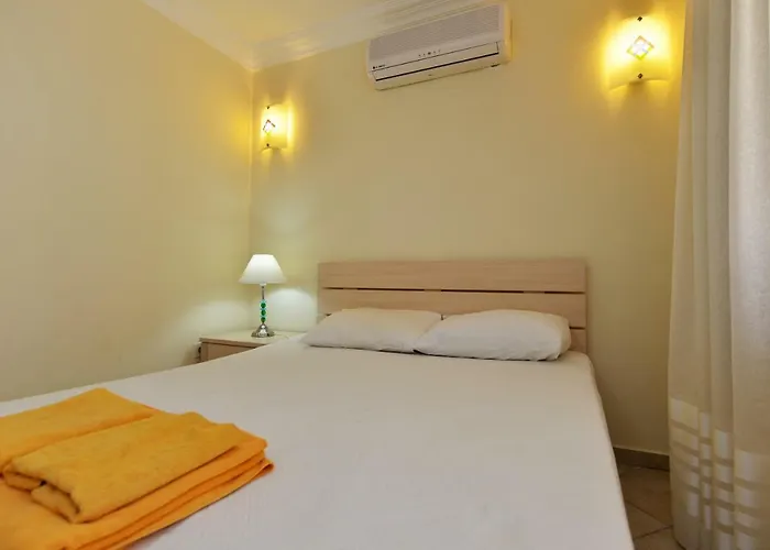 Kilic- 5 Bedroom In Hisaronu