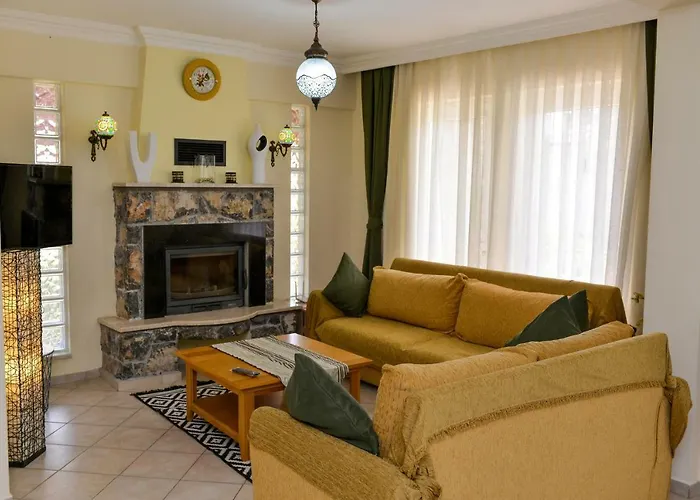 Villa Kilic- 5 Bedroom In Hisaronu *